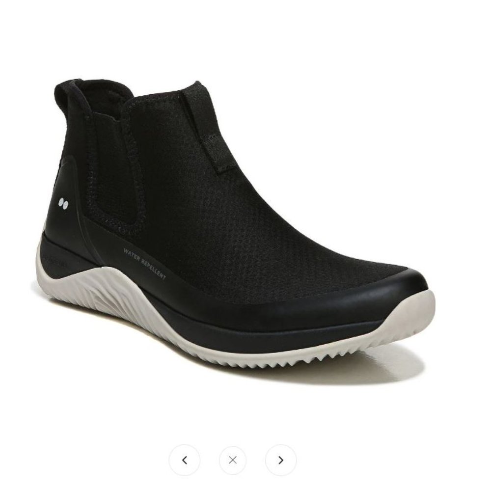 Ryka Echo Mist Ankle Boot NWT Size 9.5 Water Repellent Black